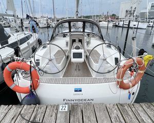 Bavaria Cruiser 37