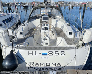 Bavaria Cruiser 33
