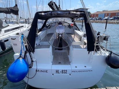Hanse 370