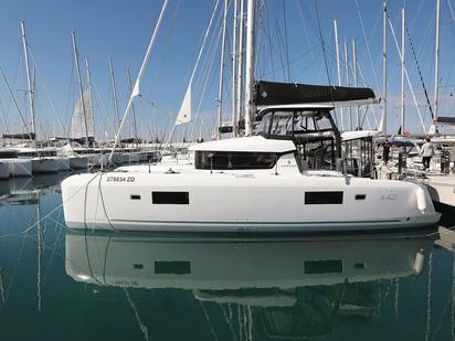 Lagoon 42