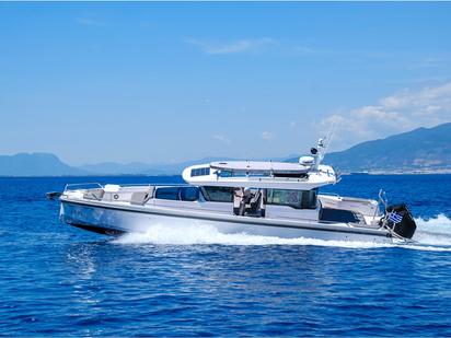 Motorboat Axopar 37 XC · 2025 (0)