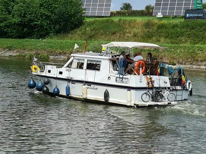 Houseboat