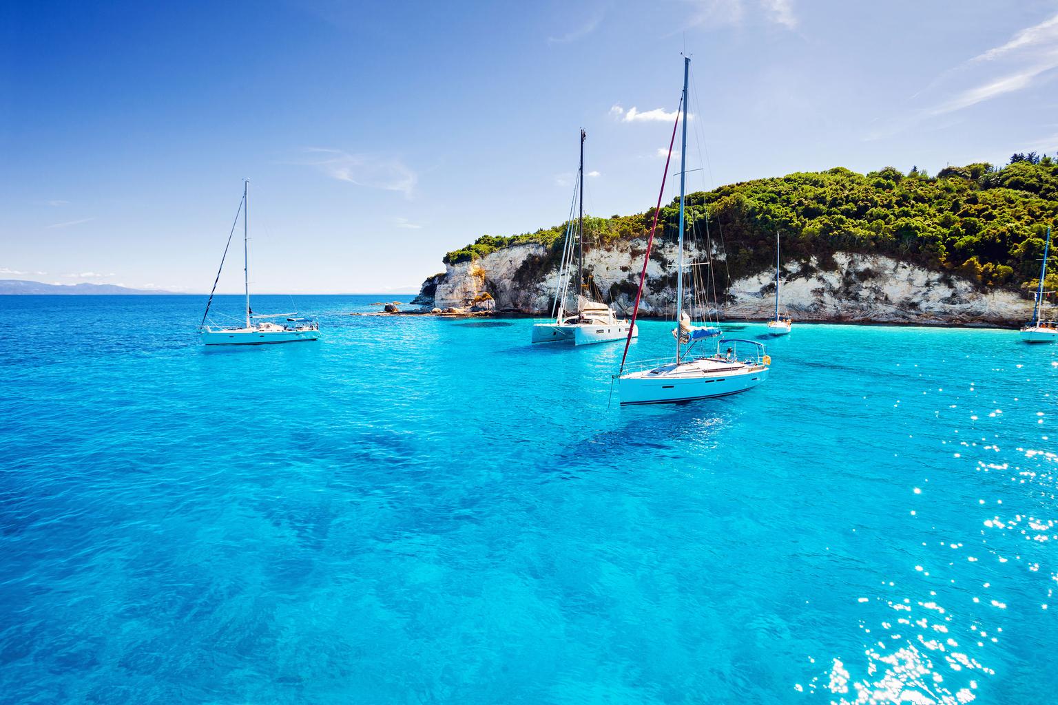 Boat charter in Grèce